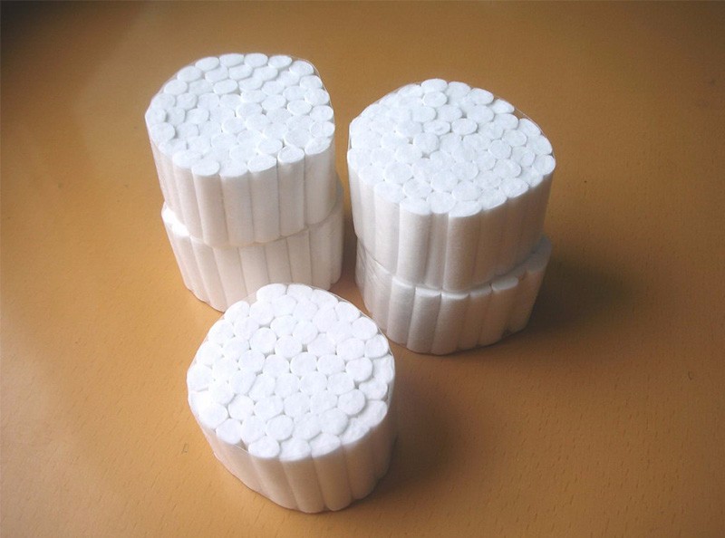 Absorbent Dental Cotton Tip Roll