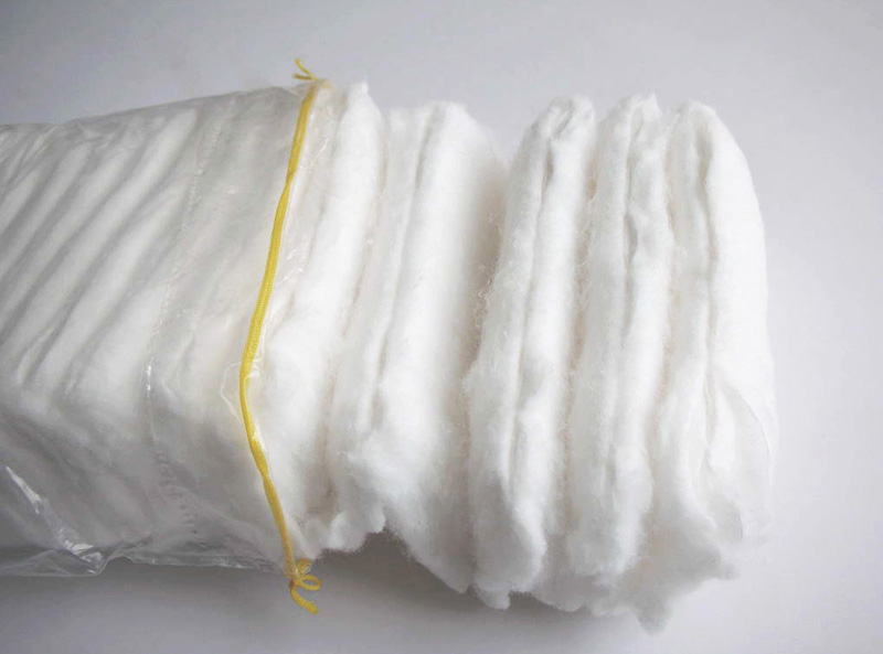 100% Pure Cotton Zig Zag Cotton Wool Roll , Absorbent Cotton Wool Pleat