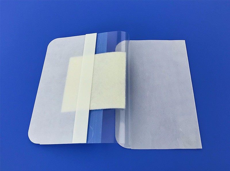 Functional requirements of transparent IV dressings